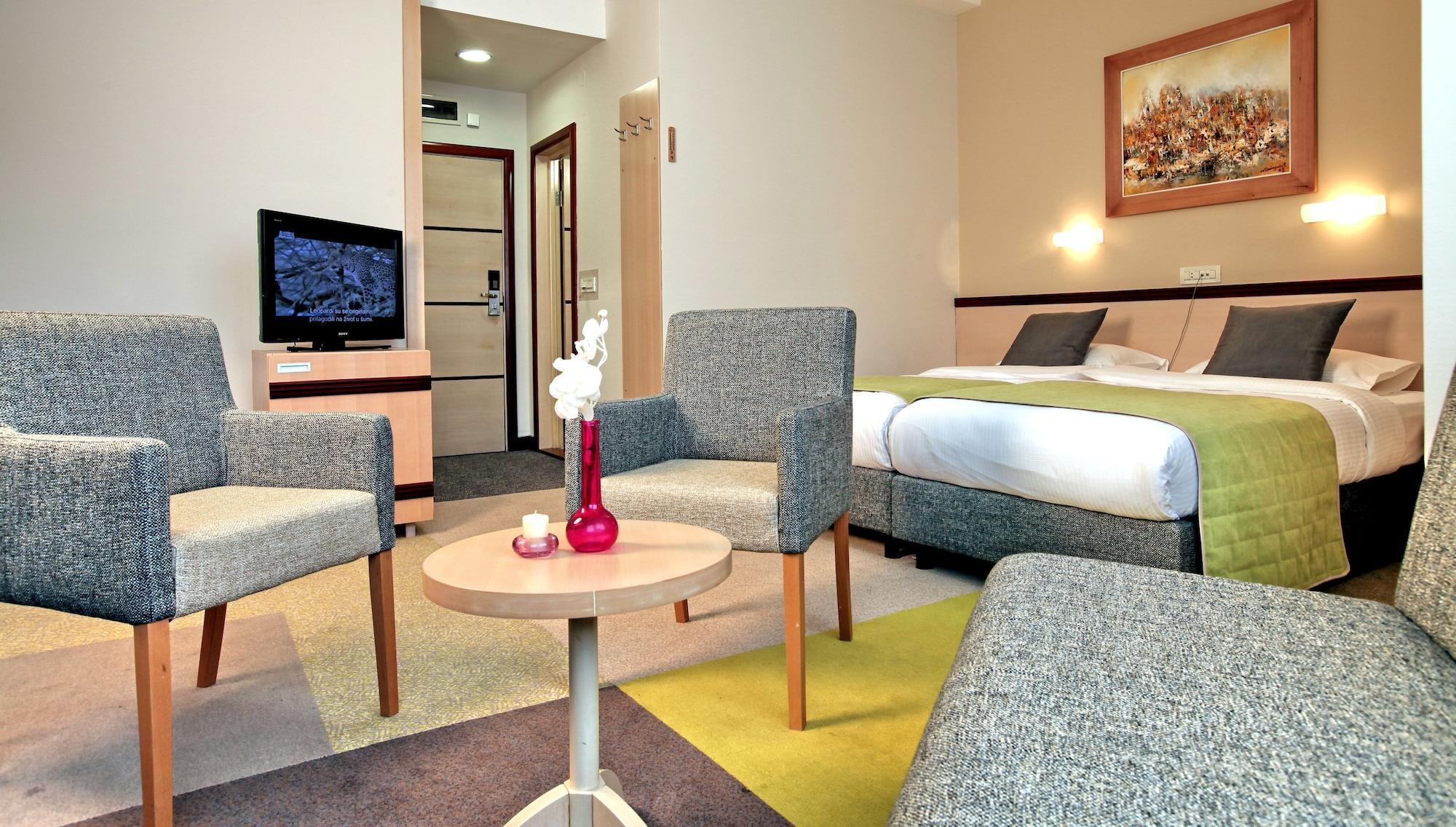 Mona Plaza Zlatibor Hotel Luaran gambar