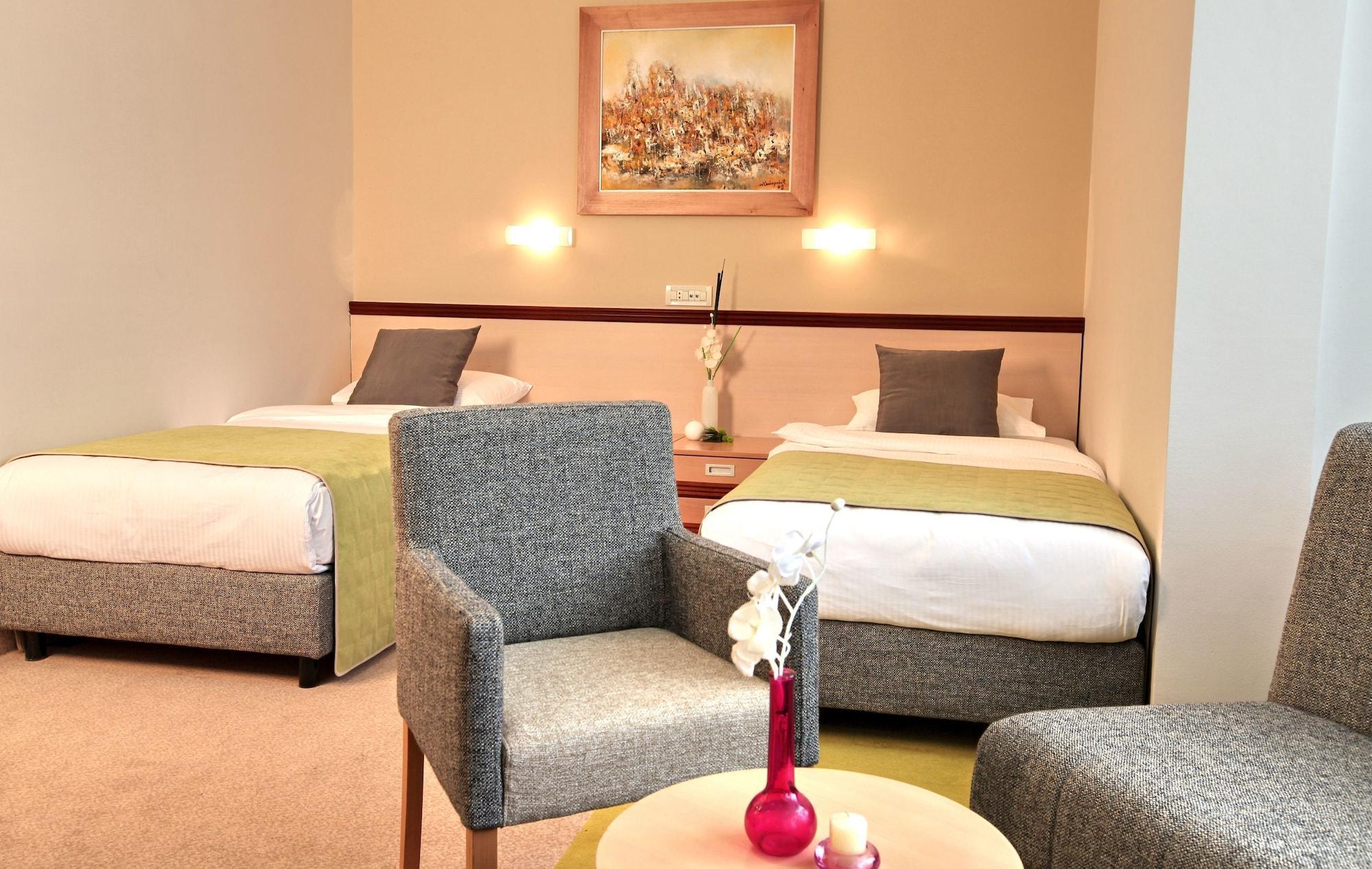 Mona Plaza Zlatibor Hotel Luaran gambar