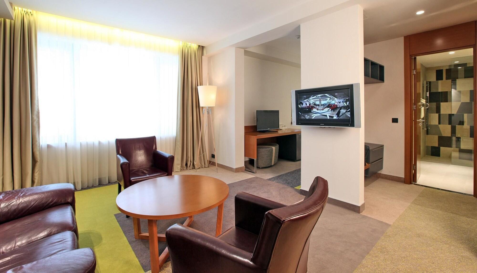 Mona Plaza Zlatibor Hotel Luaran gambar
