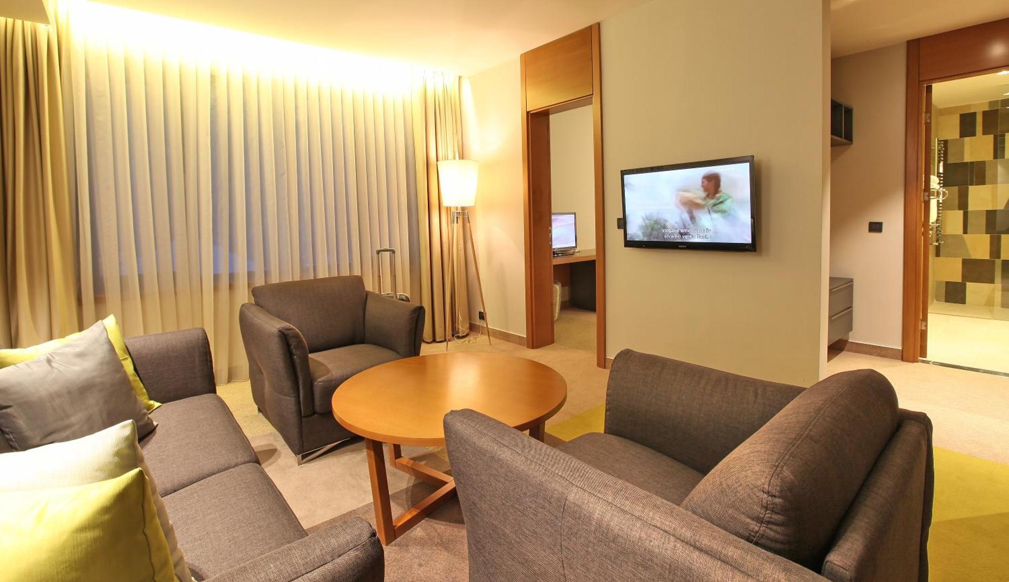 Mona Plaza Zlatibor Hotel Luaran gambar
